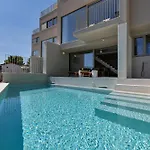 Vista Divina - Semi Detached By Irundo *