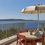 Vista Divina - Semi Detached By Irundo Apartamento