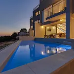 Vista Divina - Semi Detached By Irundo Zavala