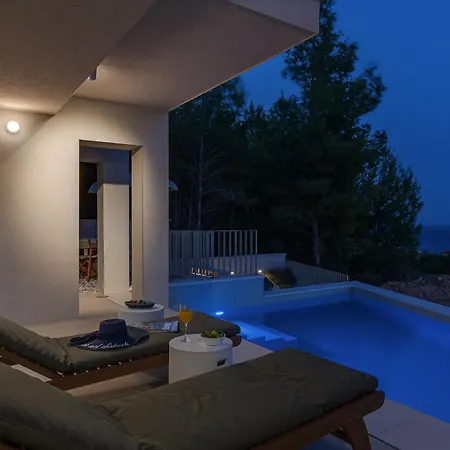 Vista Divina - Semi Detached By Irundo * Zavala
