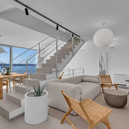 Vista Divina - Semi Detached By Irundo Zavala