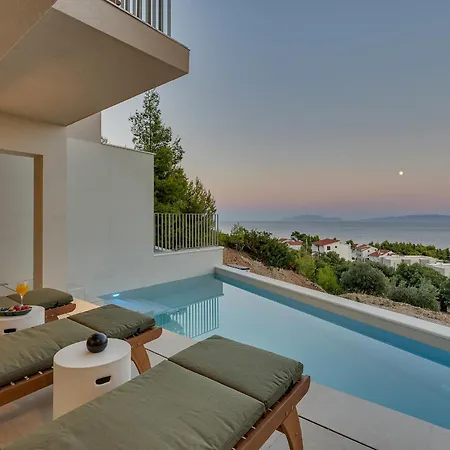Vista Divina - Semi Detached By Irundo