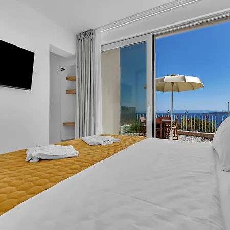 Vista Divina - Semi Detached By Irundo Apartman Zavala