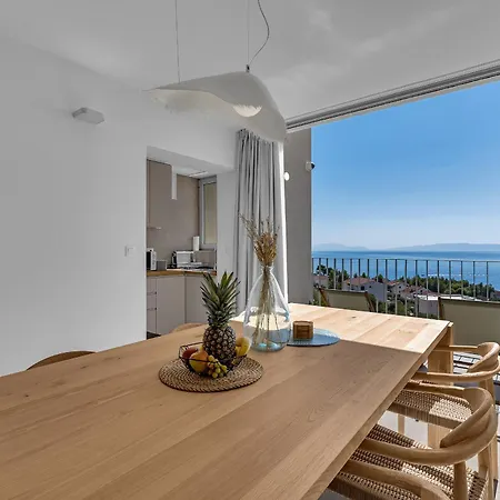 Vista Divina - Semi Detached By Irundo Zavala