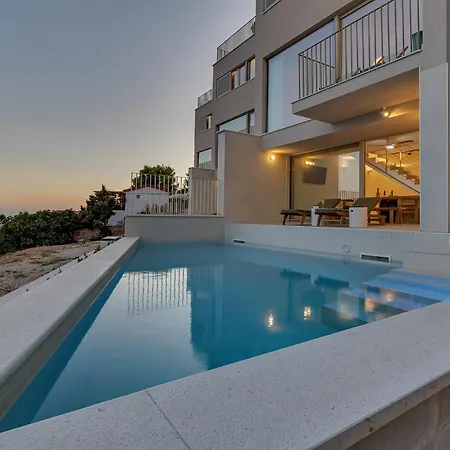 Apartman Vista Divina - Semi Detached By Irundo Zavala