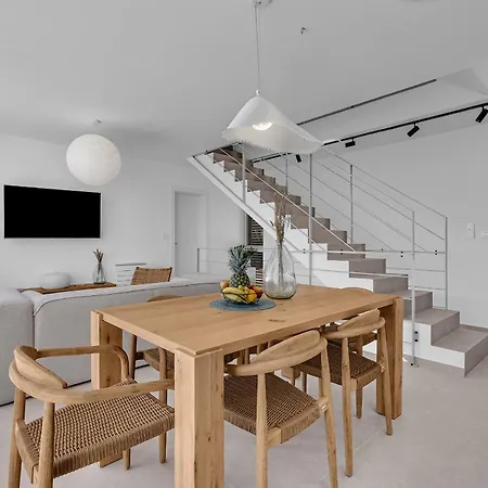 Vista Divina - Semi Detached By Irundo Apartman Zavala