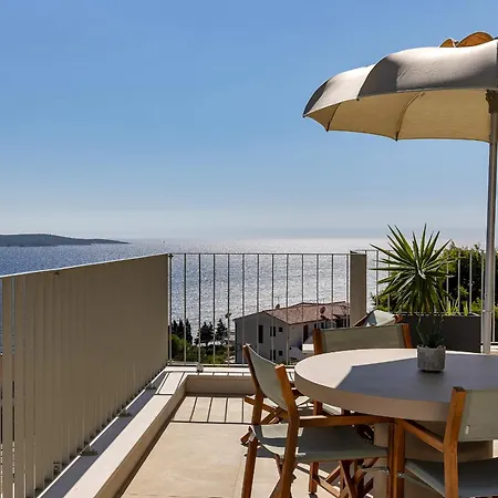 Vista Divina - Semi Detached By Irundo * Zavala