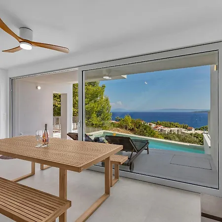 Vista Divina - Semi Detached By Irundo